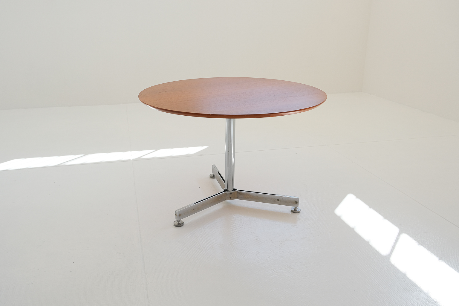 georges frydman, meubles efa, dining table, french design, antibeige