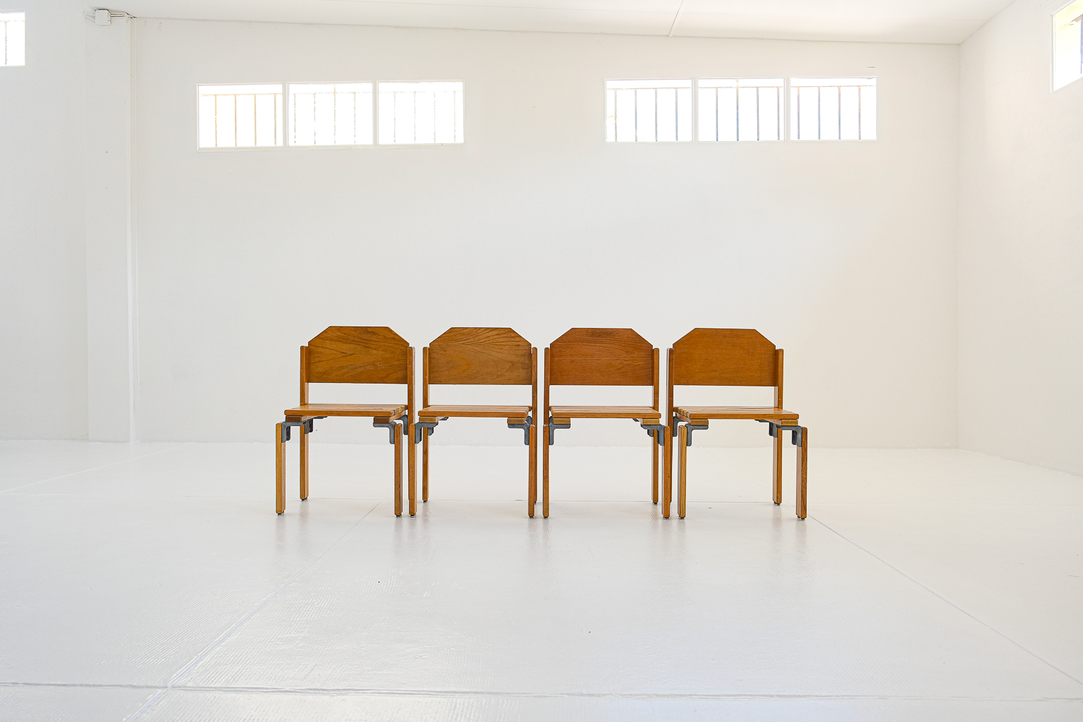 George candilis, anja blomstedt, port leucate, les carrats, brute modern