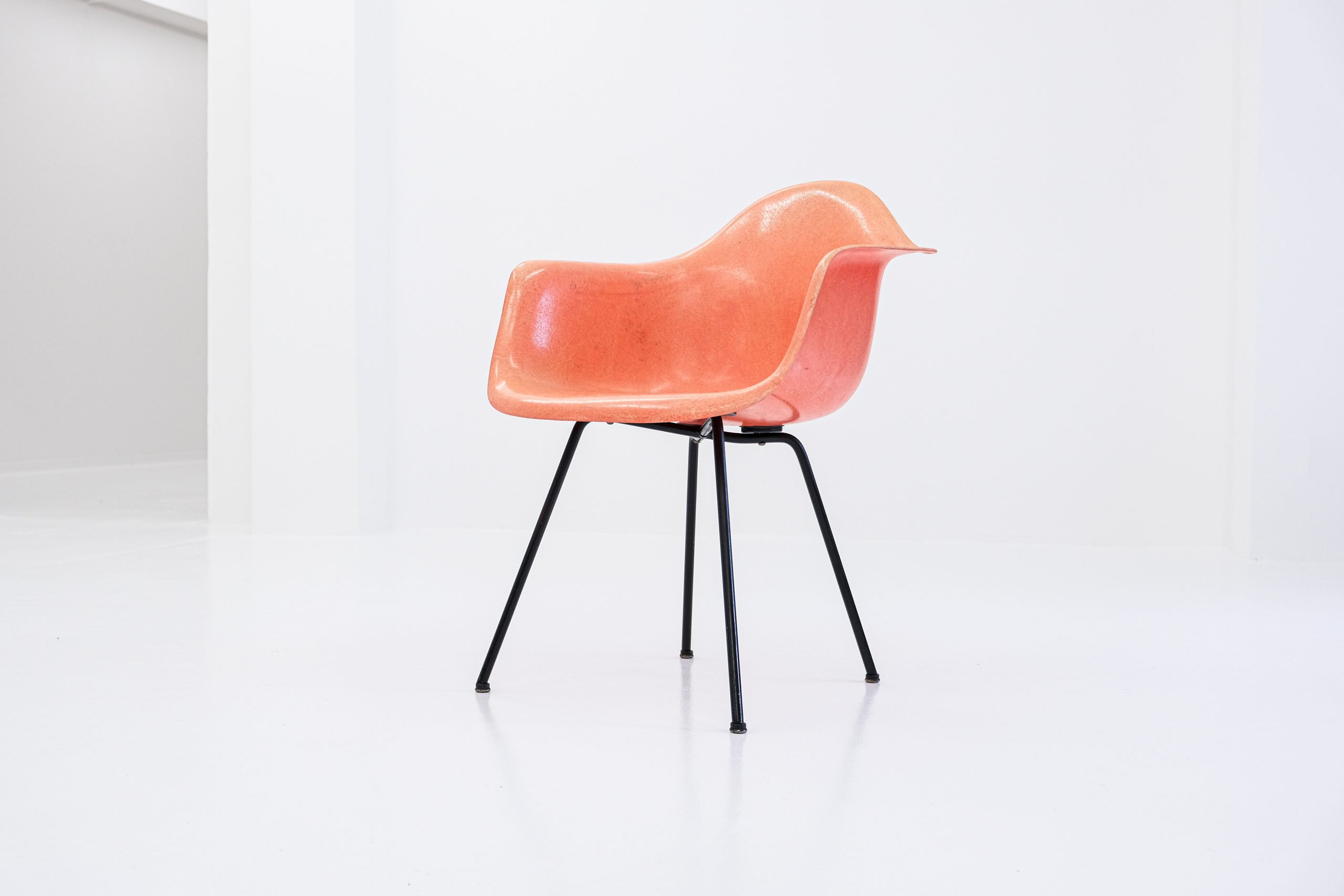 eames, ray eames, charles eames, dax, dining height armchair x-base, 1st generation, rope edge, fiberglas, zenith production