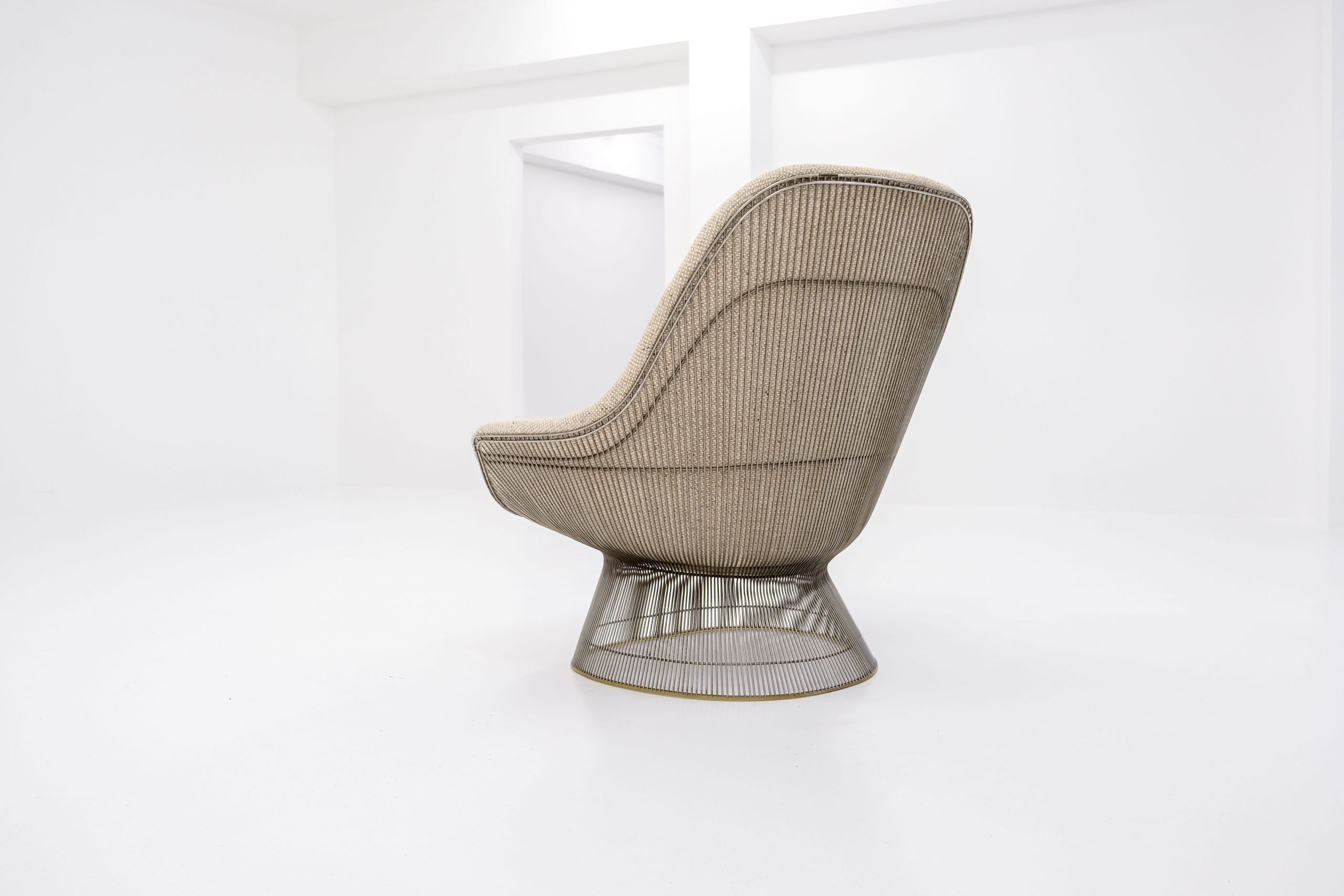 warren platner, knoll, easy chair, warren platner easy chair, antibeige, midcentury modern