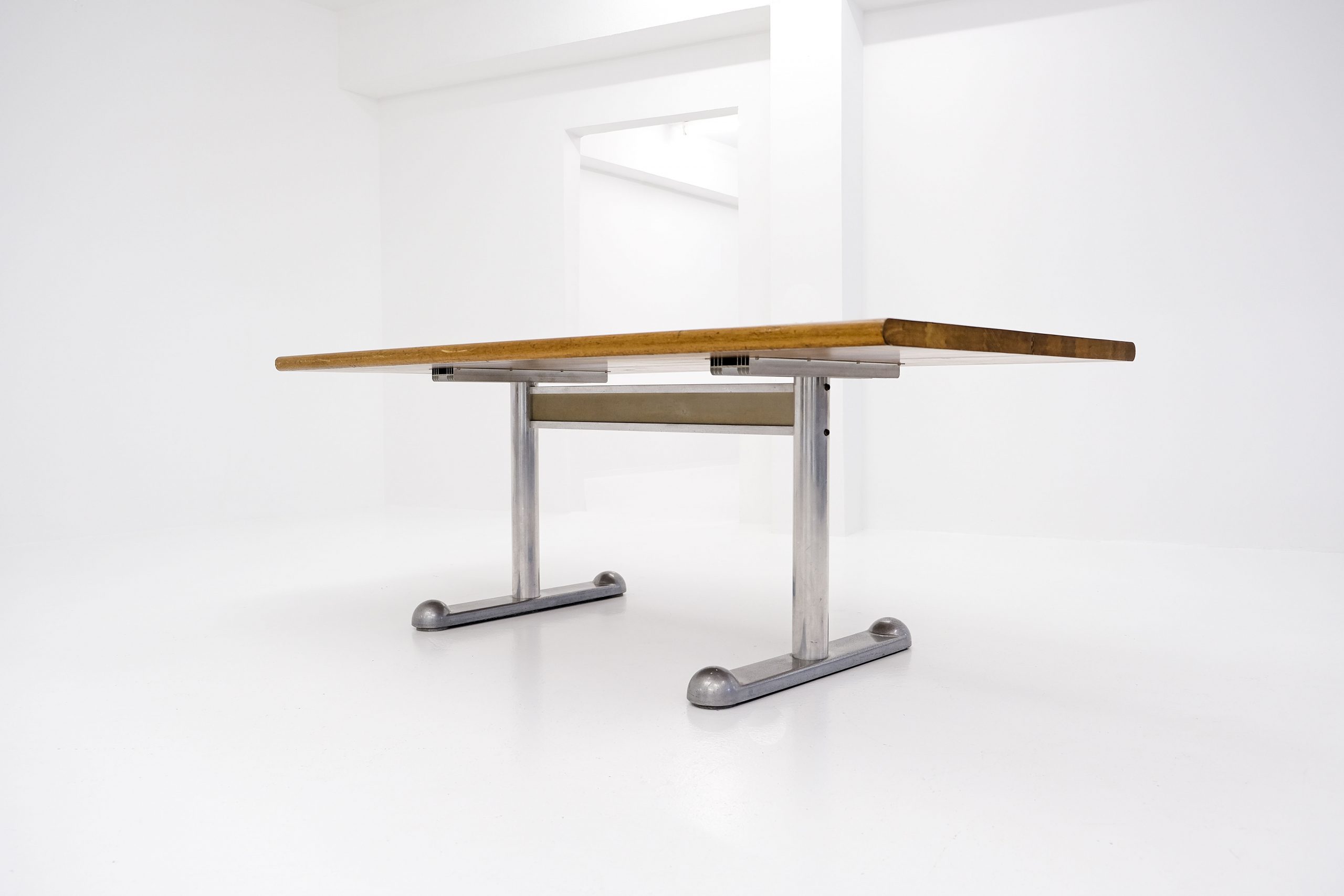 Perry King, Santiago Miranda, Planula, Office Desk, antibeige, collectible items, selected objects, vintage, design