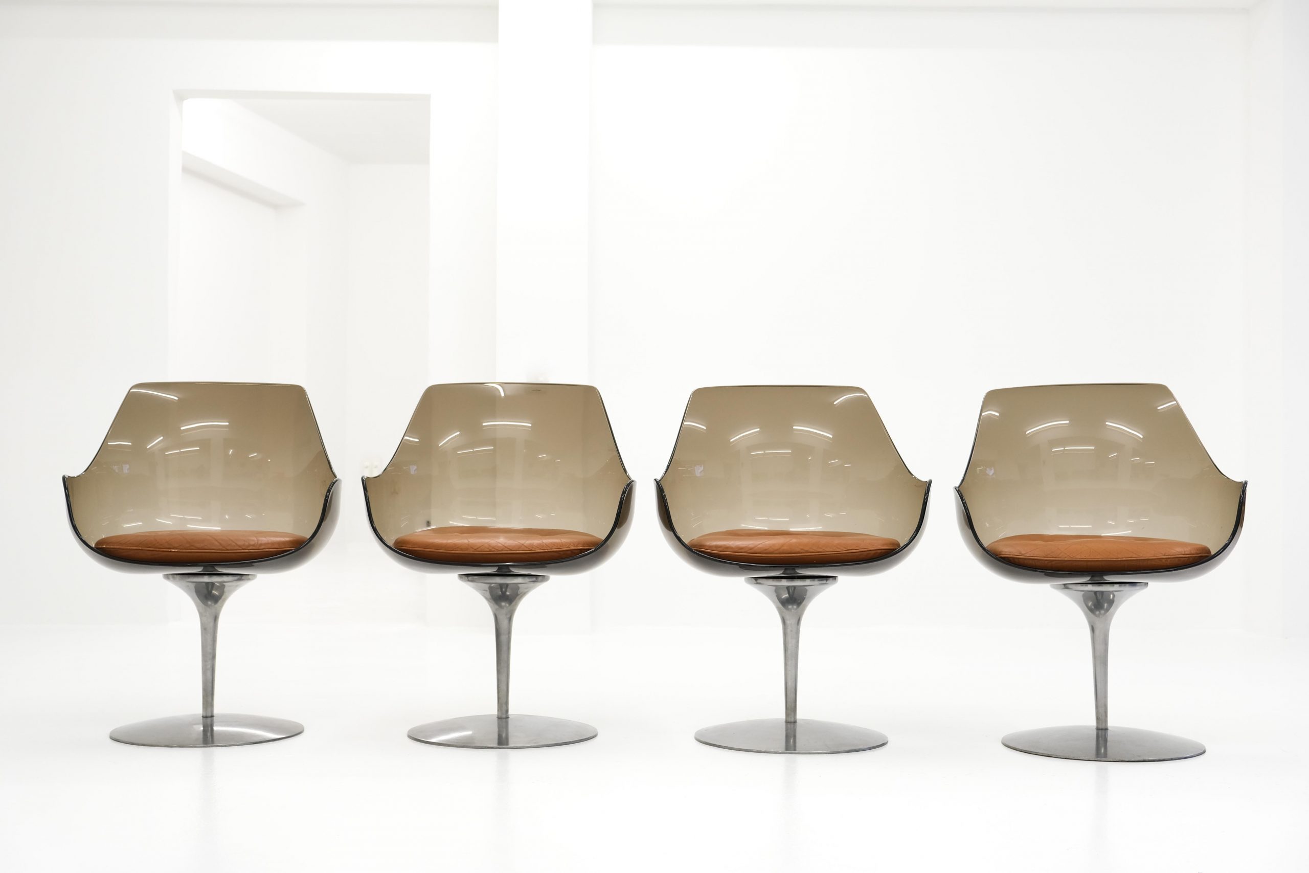 Champagne Chair, Estelle Laverne, Erwine Laverne, Laverne