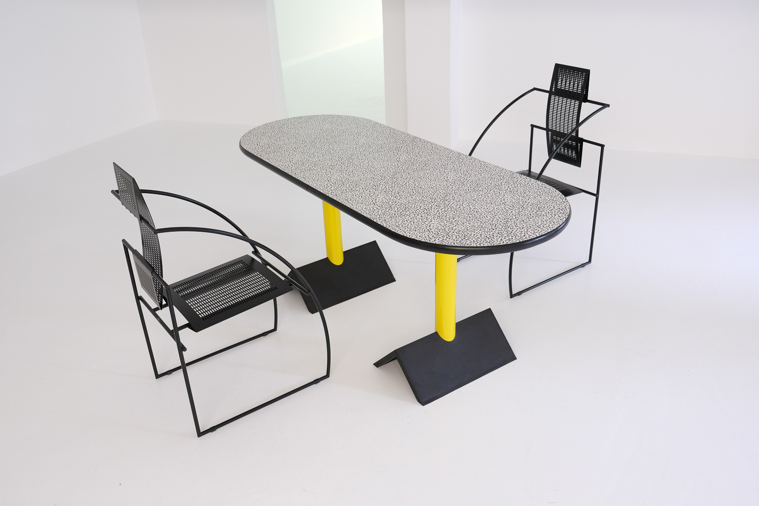 memphis milano, ettore sottsass, gaetano pesce, postmodern