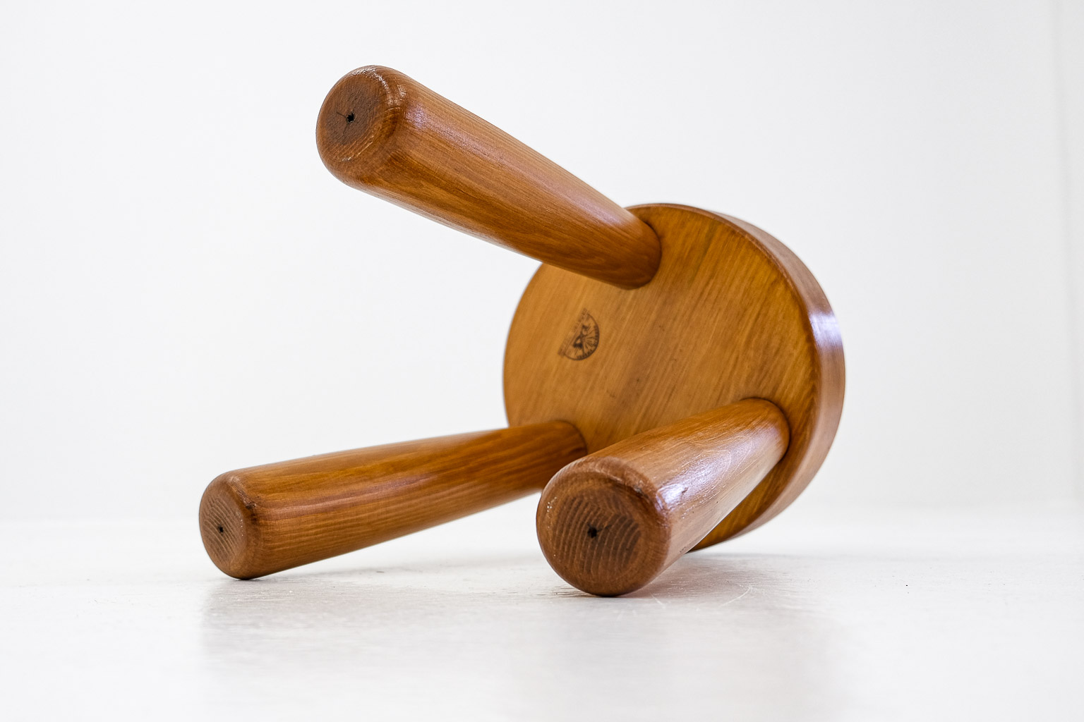 gröning stool, growing design, sweden, tabouret, stool, hocker, brute, brutalism, brutalist, scandinavian design, scanty style, antibeite