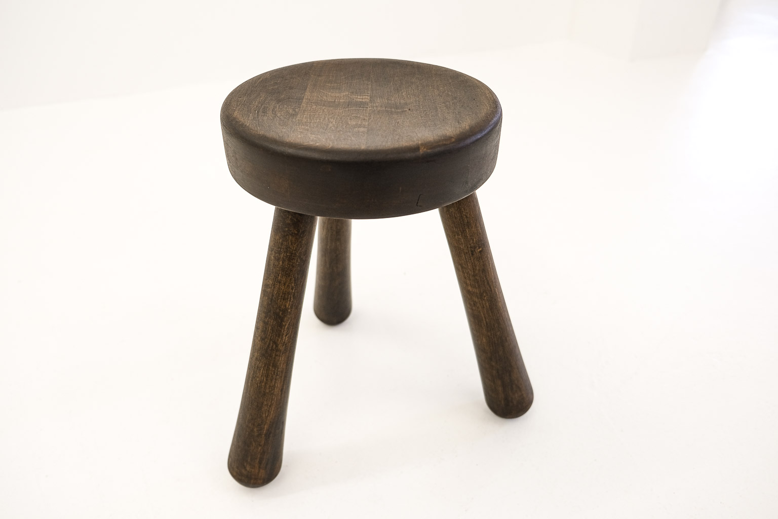 ingvar hildingsson, ingvar, hildingson, stool, tabouret, hocker, schemel, brute, brutalism, brutalist, brutalistic, scandinavian design, scandy style, milking stool