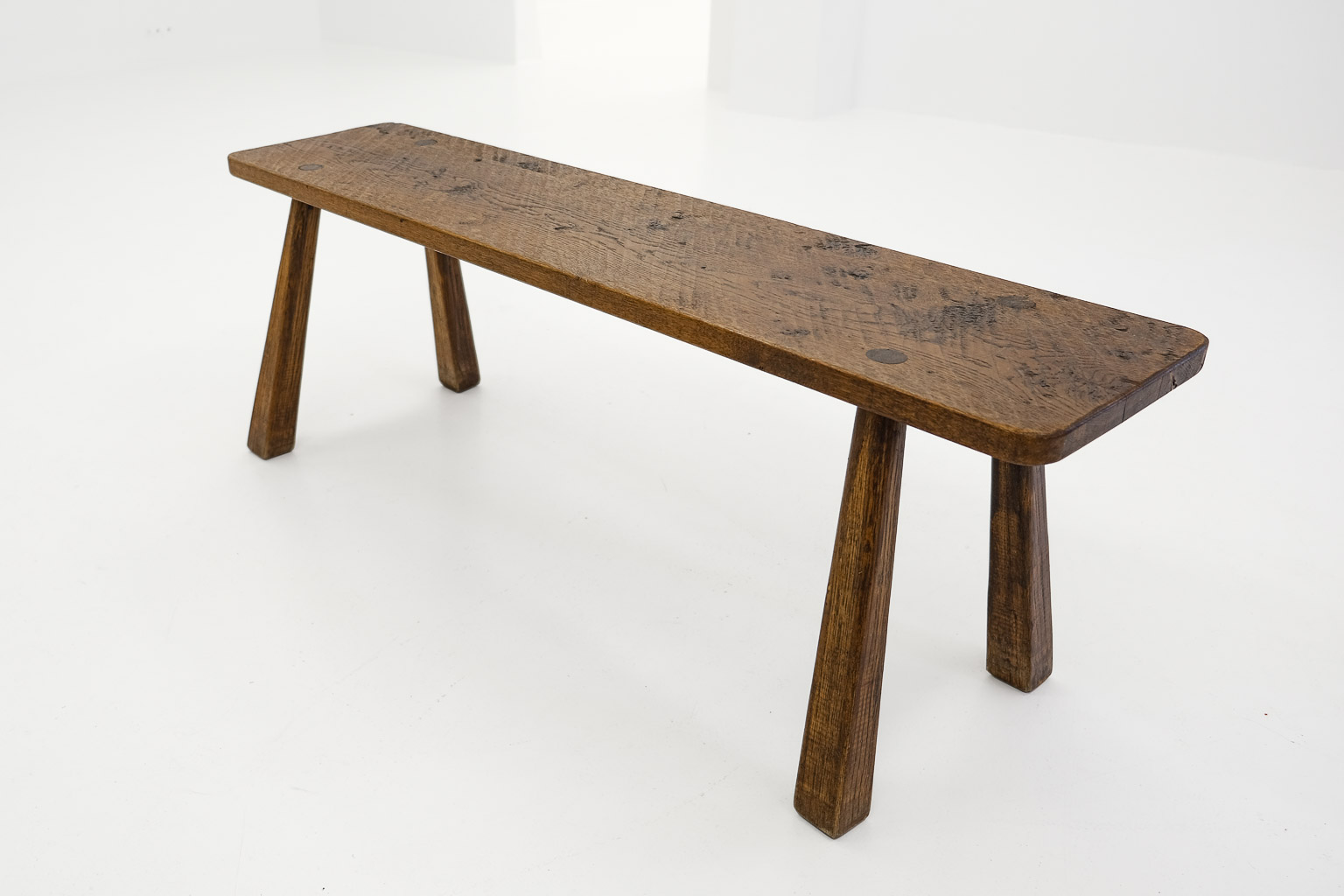 brutalist bench, brutalist farm bench, farmhouse bench, brute, antibeige, bank, wabi sabi, wabisabi